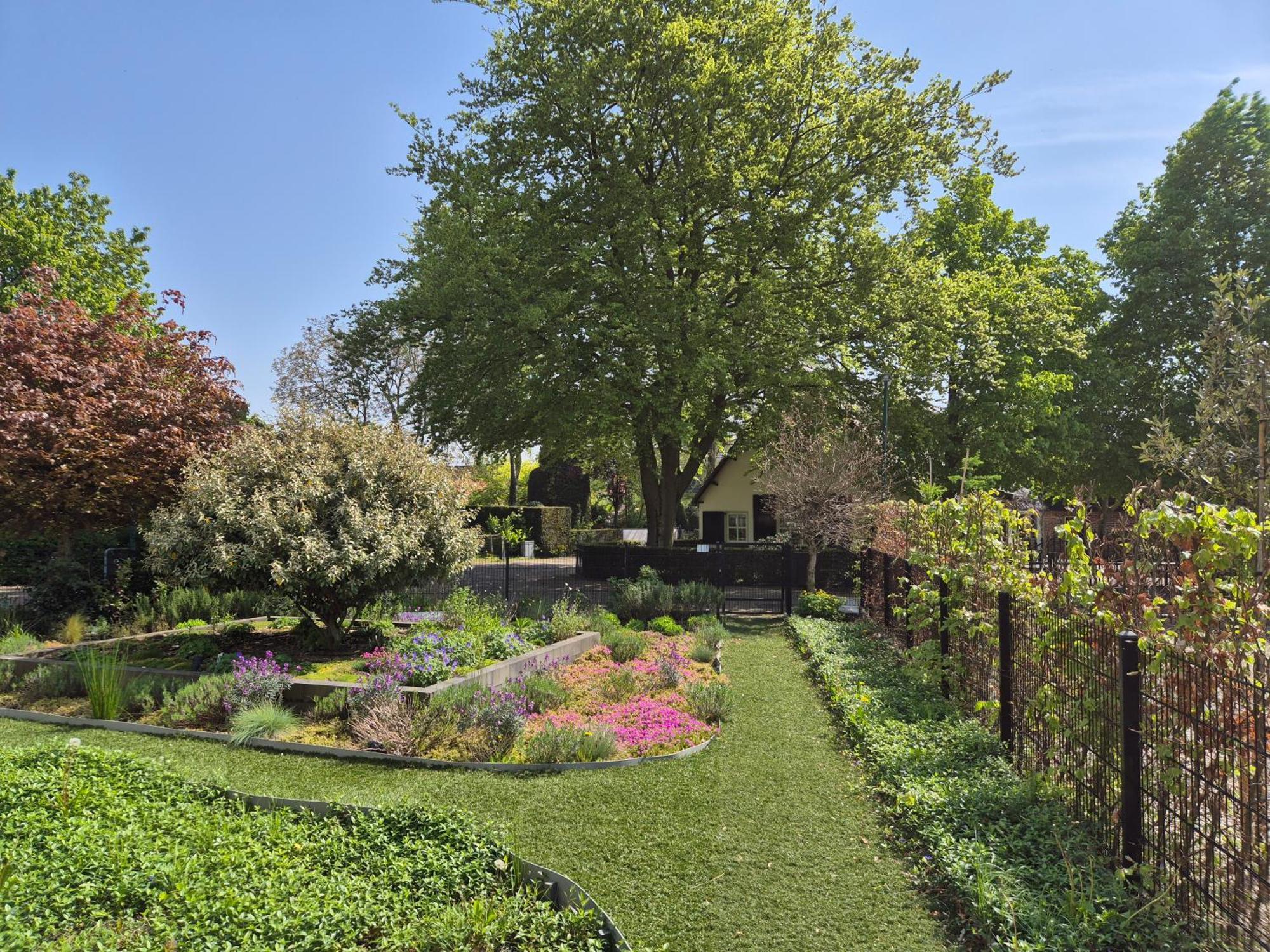 B & B De Elsterberg Elst  Экстерьер фото